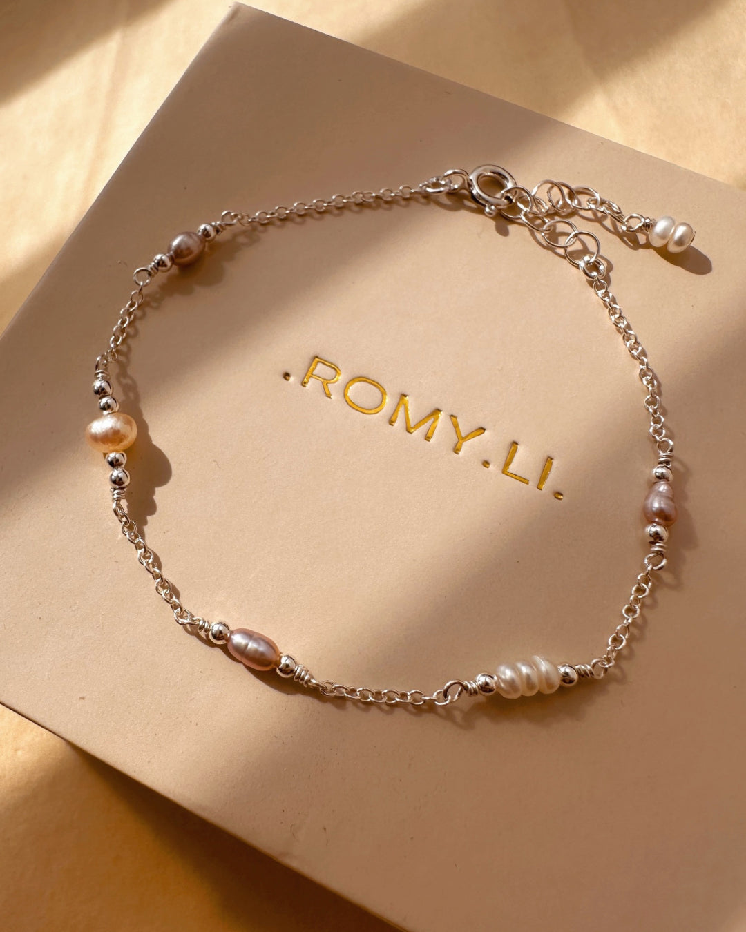 Silver Cloudchaser Pearl Bracelet