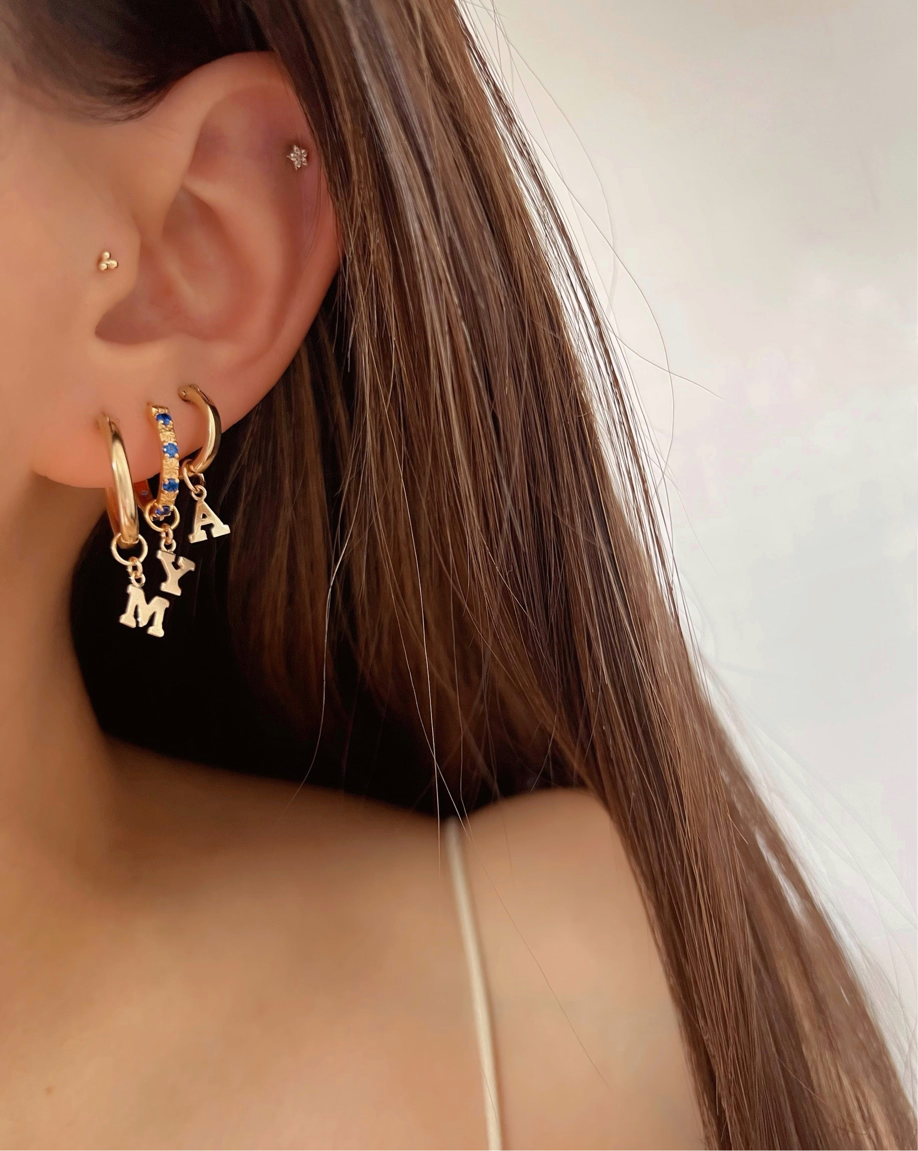 Classic Medium Euro Hoops (18mm)