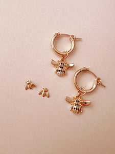 Solid Gold Bee Studs