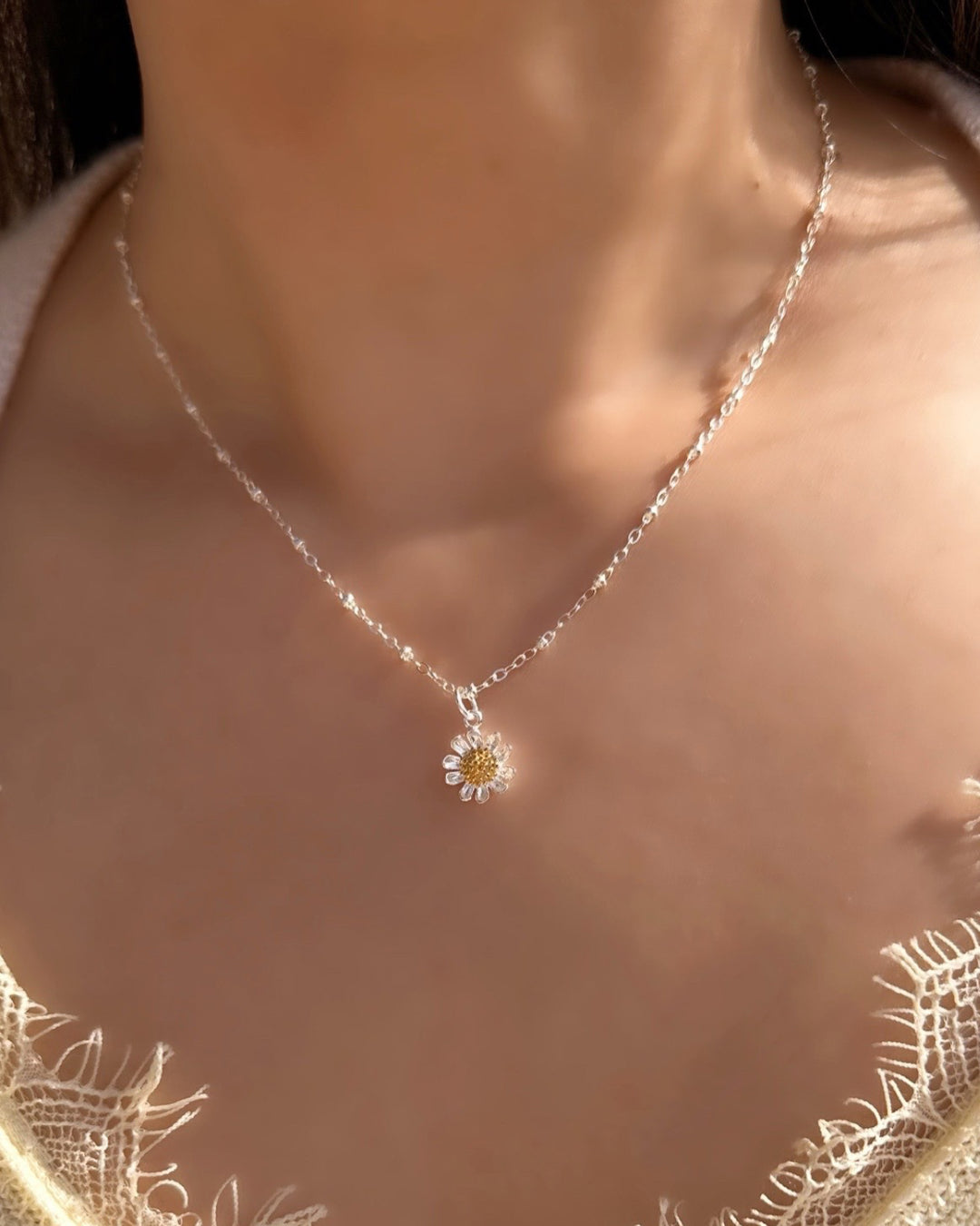 Silver Daisy Bloom Necklace and Earrings Set
