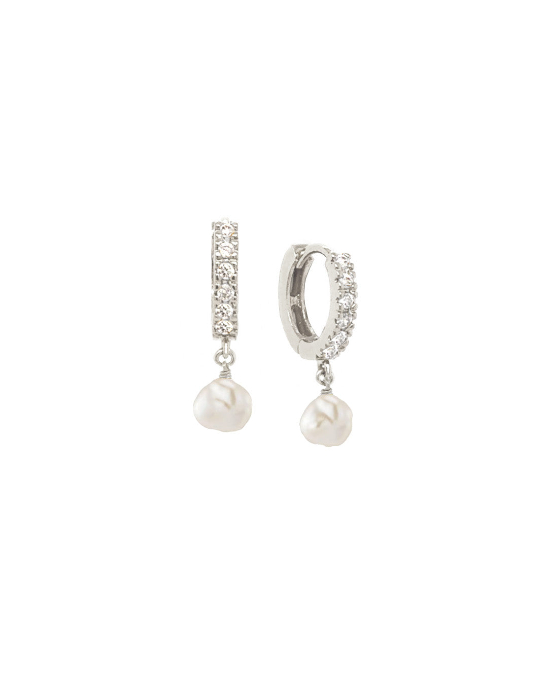 Silver pavé huggie hoop earrings with organic freshwater pearl drop – sterling silver vermeil huggies set with cubic zirconia and baroque pearl charm.